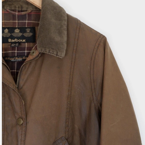 Barbour “Vintage Beadnell” Waxed Cotton Jacket - Picture 5 of 13